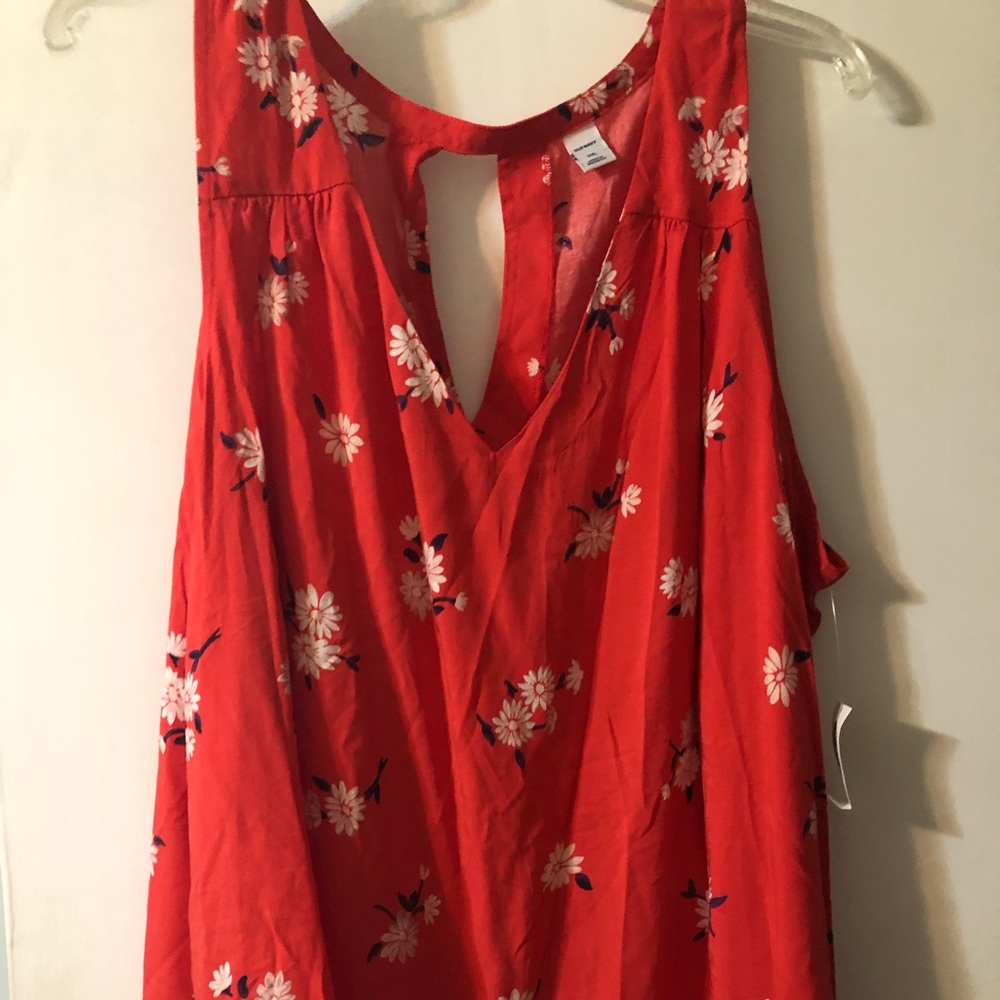 Old navy tank top